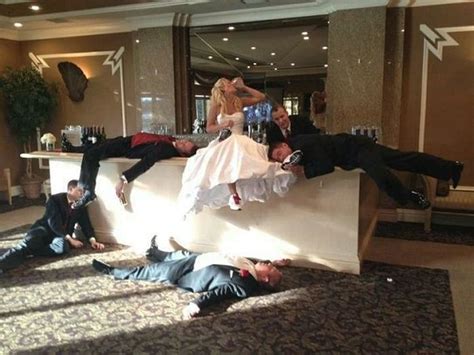 Funny Wedding Photos 19 Pics