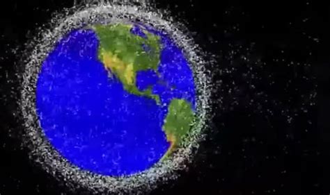 Video Nasa Release Shocking Footage Showing Space Junk ‘trapping