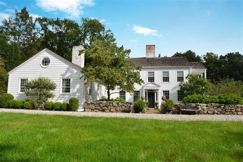 1820s Colonial Farmhouse In New Canaan Conn 2019 Hgtvs Ultimate