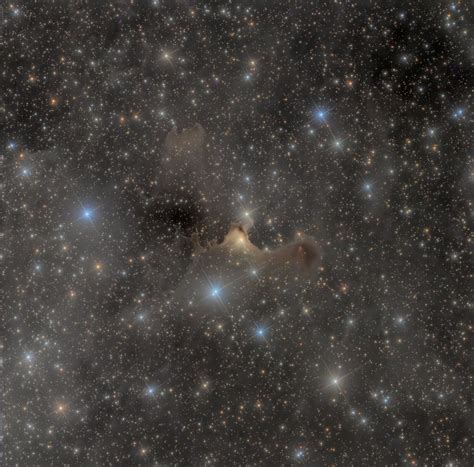 The Ghost Nebula Vdb 141 Sky And Telescope Sky And Telescope