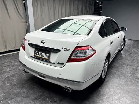 正2012年出廠 Nissan Teana 25 Ld 潔淨白 汽車 汽車出售在旋轉拍賣