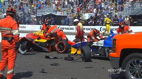 Huge Crash Marred The Start Of The Indycar Indianapolis Grand Prix