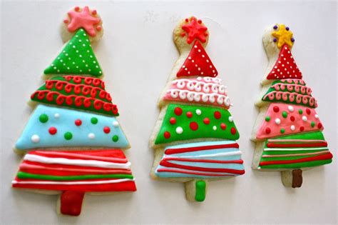 Christmas cookie mix christmas decorated cookies 1 dozen. Holiday Gingerbread Drip Cake | Christmas sugar cookies ...