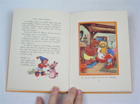 Stella And Roses Books Well Done Noddy Written By Enid Blyton Stock