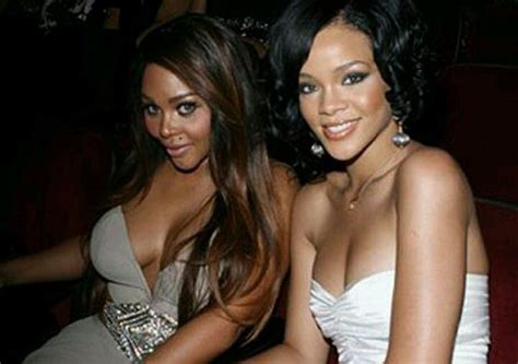 Lil Kim And Rihanna Lil Kim Rihanna Music Women In Music