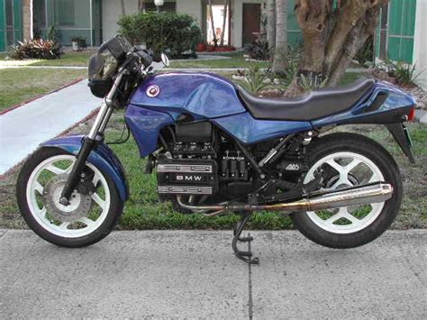 It could reach a top speed of 108 mph (174 km/h). BMW K75 Review - Motorcycle How To
