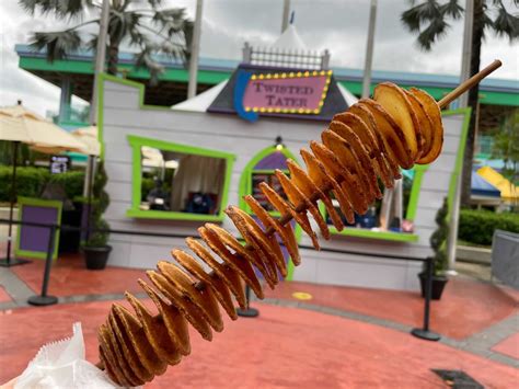 Review Beetlejuice Themed Twisted Tater Booth Brings The Classic Snack