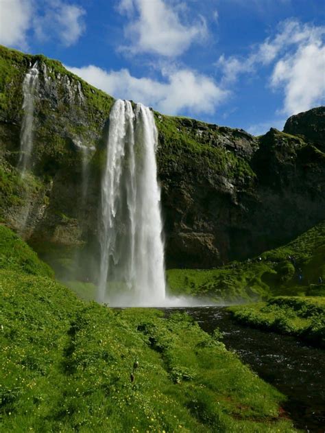 Tips For Visiting Icelands Majestic Seljalandsfoss One