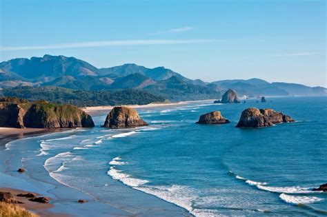 Cannon Beach Oregon Coast Cannon Beach Oregon Coast Shoreline