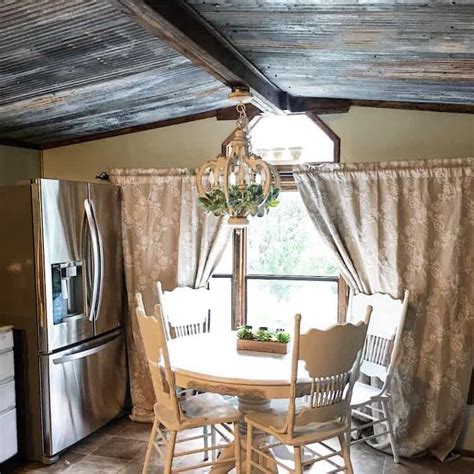 See a complete guide to all the different types of ceilings that you can have in your home, including sure, there are regular ceilings, but there are also ceilings that can greatly enhance the entire look. 10 Most Popular Materials To Replace Your Mobile Home Ceiling