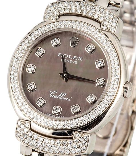 5 Women's Luxury Watches Worthy of Your Wedding Day - Bob's Watches