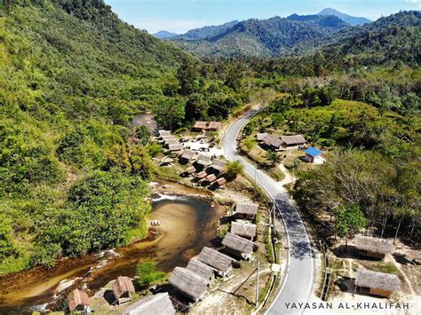 Saya send barang 5hb 7.sampai skrg brg xsampai.check tracking.brg kat poslaju sg besi dri 9hb smpai 11hb. Chalet Kampung Bersah Pos Kuala Mu