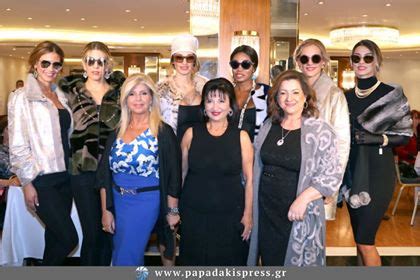 Η μαρία σταματέρη βρέθηκε καλεσμένη στην εκπομπή της ελεονώρας μελέτη, «μεσάνυχτα». Μια υπέροχη επίδειξη μόδας από την Ελενα Κουλαουζίδου ...