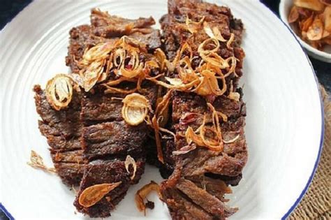 Rendang daging sapi asli padang. Gepuk Daging, Menu Pilihan Santap Malam