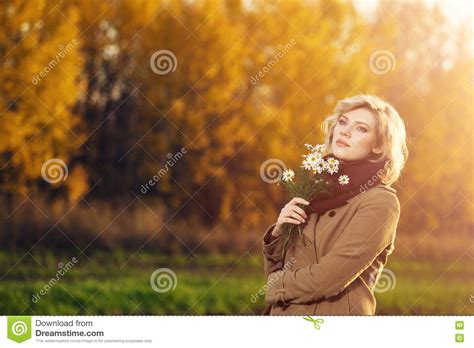 Beautiful Woman In Autumn Park Stock Image Image Of Curly Holiday