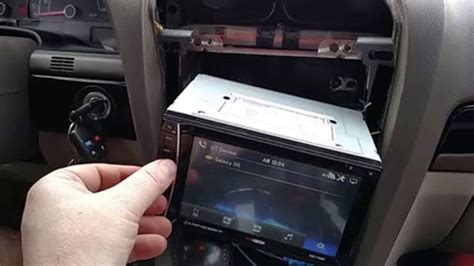 Panduan Instalasi Head Unit dan Speaker Mobil untuk Pemula ...