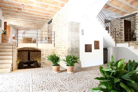 Zaffiro Villa in Sóller, Holiday Villa by Mallorca Collection