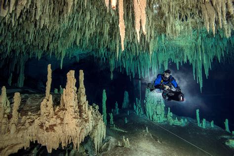 Amazing underwater caves that will mesmerize you - Travel Base Online