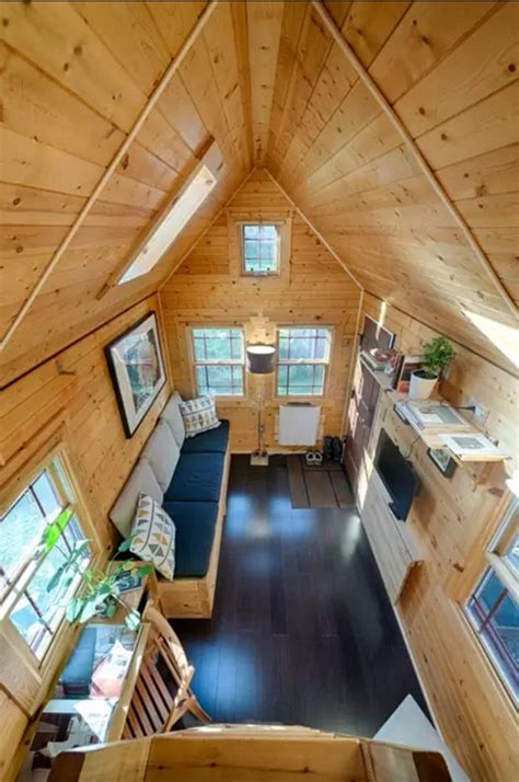 The tiny house movement isn't necessarily about sacrifice. Beautiful Tiny Wooden House Is So Cozy Inside