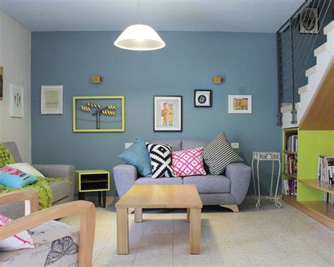 Gambar rumah kecil tp unik desain rumah minimalis gambar foto via desainrumahidamanku.xyz. 10 Warna Cat Ruang Tamu Sempit, Sulap Ruangan Jadi Terasa ...