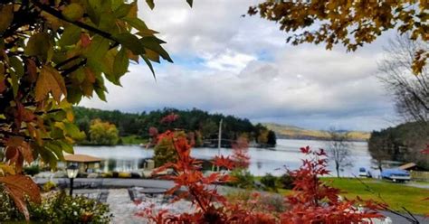 The Top 6 Perfect Fall Foliage Spots In Lake George