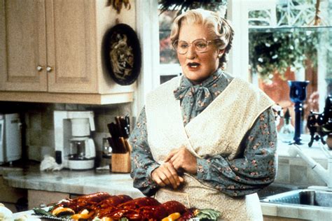 Robin Williams Mrs Doubtfire Co Star Pays Sweet Tribute On Anniversary