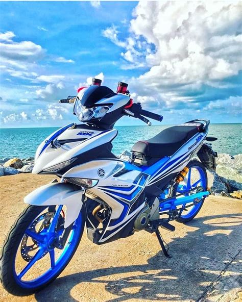Gambar moto y suku take control of your motorbike and go through the intense zigzag course. Gambar Moto Y Suku / Honda Rs150 V2 Dah Tiba Di Malaysia Ini Rupa Dan Spesifikasinya Motoqar ...