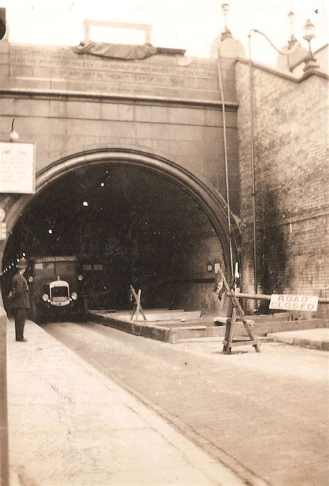 Blackwall Tunnel Entrance To The Blackwall Tunnel London Flickr