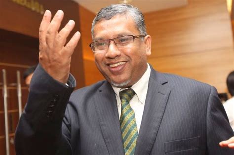 Ruu355 adalah satu aplikasi yang dibina untuk perkongsian kepada umum berkaitan ruu355.?isi yang terkandung adalah transkrip ucapan pembentangan tghh pada sesi usul di parlimen pada 06 april 2017.?mengandungi halaman berkaitan 10 salah faham umum kepada pindaan akta 355. mountdweller88: Buku 555 makan dulu tangguh bayar..RUU 355 ...