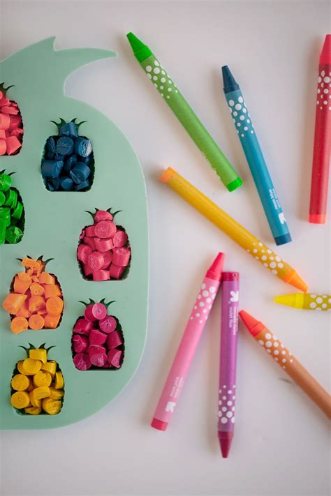 How does baking soda remove crayon from clothes? TELL: DIY PINEAPPLE CRAYONS - Tell Love and Party