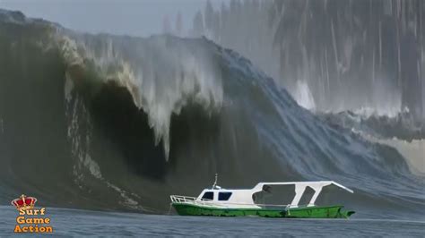 Ship in huge waves at sea full. Boats Caught Inside Massive Waves 3 - YouTube