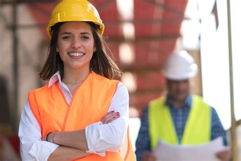Heres Why We Need More Women Working In Construction