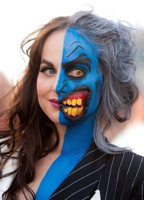 Female Two Face Creepy Makeup Halloween Makeup Halloween Make