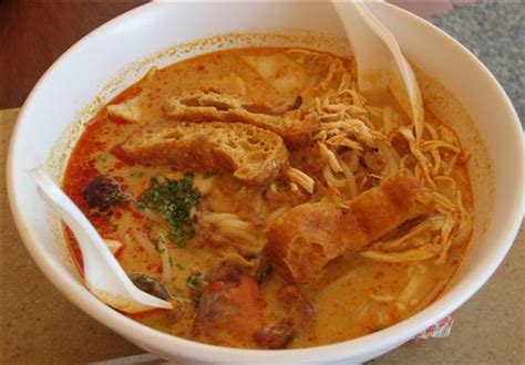 You can find both curry laksa and assam laksa in singapore. Eating in Singapore on S$10 a day