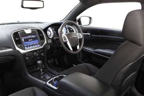 2012 Chrysler 300 Limited Interior