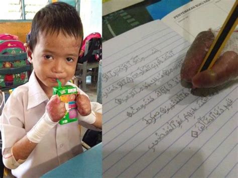 Kami dikehendaki menulis kembali sajak bertajuk tanah airku, daripada buku. 'Tulisan jawi adik Alif cantik dan kemas'