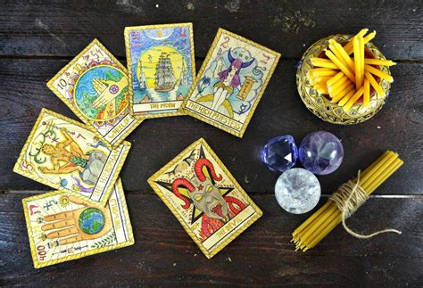 Many people believe that tarot cards are used to predict the future. Information on the Most-common and Popular Types of Tarot Cards - Astrology Bay