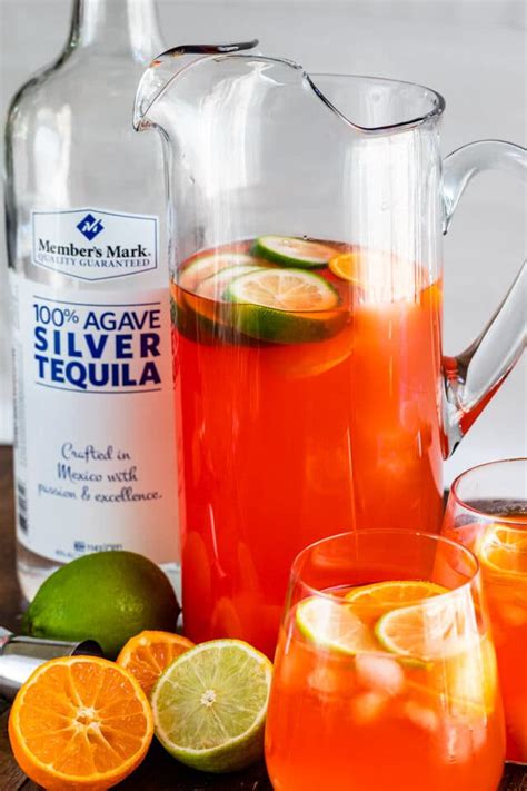 From fruity drinks to coffees and spiced drinks, these tequila drinks that aren't margaritas are 15+ tequila drinks that aren't margaritas. Tequila Fruity Drinks / Patron Pineapple Cocktail Fruity ...