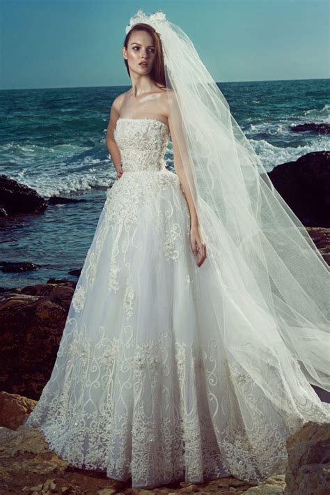 All rooms are airy with stylish windows to give them a fresh feel. Esposa Blog | Wedding Dresses in Dubai, Abu dhabi