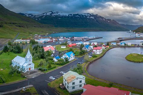 Iceland Full Circle Escorted Holiday Discover The World