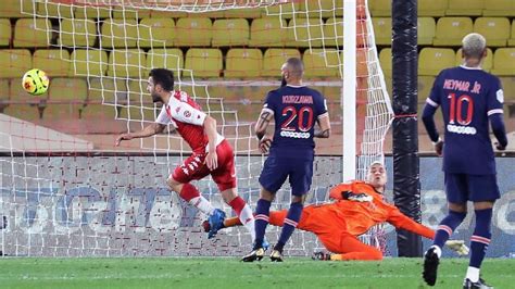 Il monaco sembra al sicuro tra le prime quattro posizioni, ed inizia questo fine settimana a soli sei punti dalla vetta, quando mancano 13 partite alla fine del campionato. Paris Saint-Germain 0-2 AS Monaco: 5 hits and flops as defending champions lose at home | Ligue ...