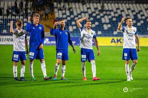 Search, discover and share your favorite gifs. Znany jest terminarz 1/16 finału Fortuna Pucharu Polski ...