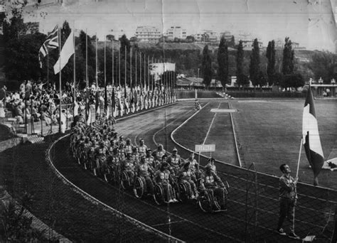 Os jogos paralímpicos sempre foram realizados na mesma cidade das olimpíadas? 8/9/1960: Roma, capital dos primeiros jogos paralímpicos ...