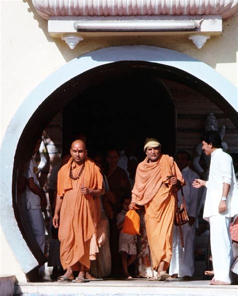 Gallery4 — Baba Muktananda In 2022 Maharishi Mahesh Yogi Yogi Bhakti
