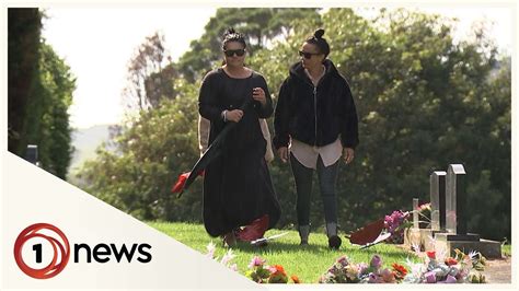 Whānau Wants Man Buried In Mums Grave Exhumed After Council Error Youtube