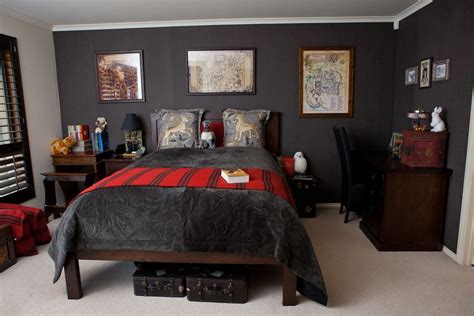 35 stylish harry potter bedroom wallpaper.bare wall surfaces can leave the space sensation bland and boring. Harry Potter Boy's Bedroom designed by Gryffinwood Studio ...