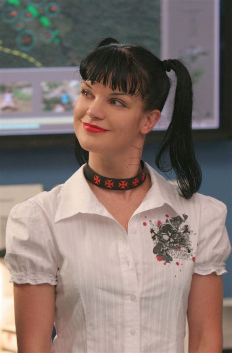 Abby Sciuto Ncis Tv Series Serie Ncis Ncis Season 3 Ncis Abby Sciuto