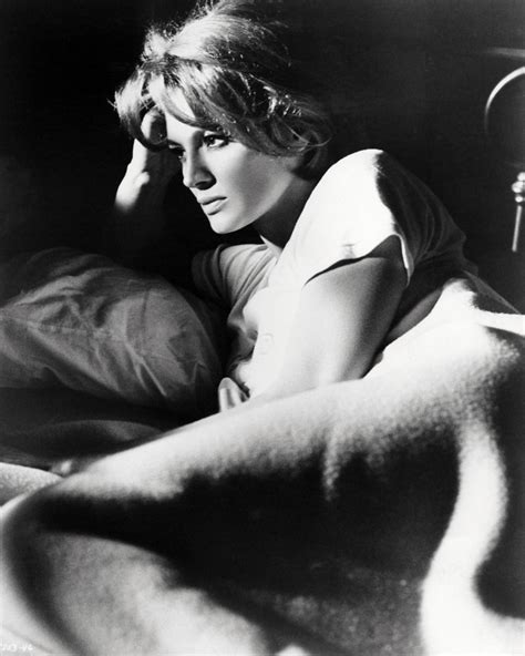 Angie Dickinson 16x20 Poster In Bed Point Blank Cult Movie Photographs