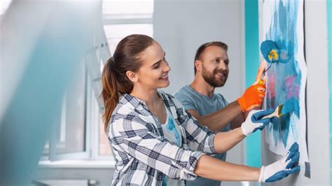Abwälzung der schönheitsreparaturen bei unrenovierter übergabe nur mit ausgleichszahlung. Aktuelles BGH - Urteil - Mieter und Vermieter müssen sich ...
