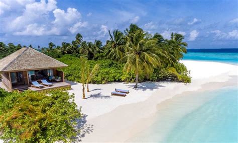 Package Maldives Hurawalhi Island Resort